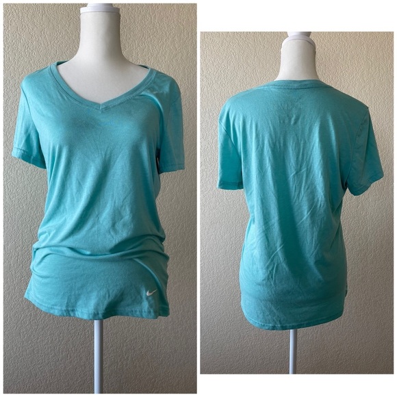 Nike Dri-Fit teal v-neck t-shirt - small - Picture 1 of 2